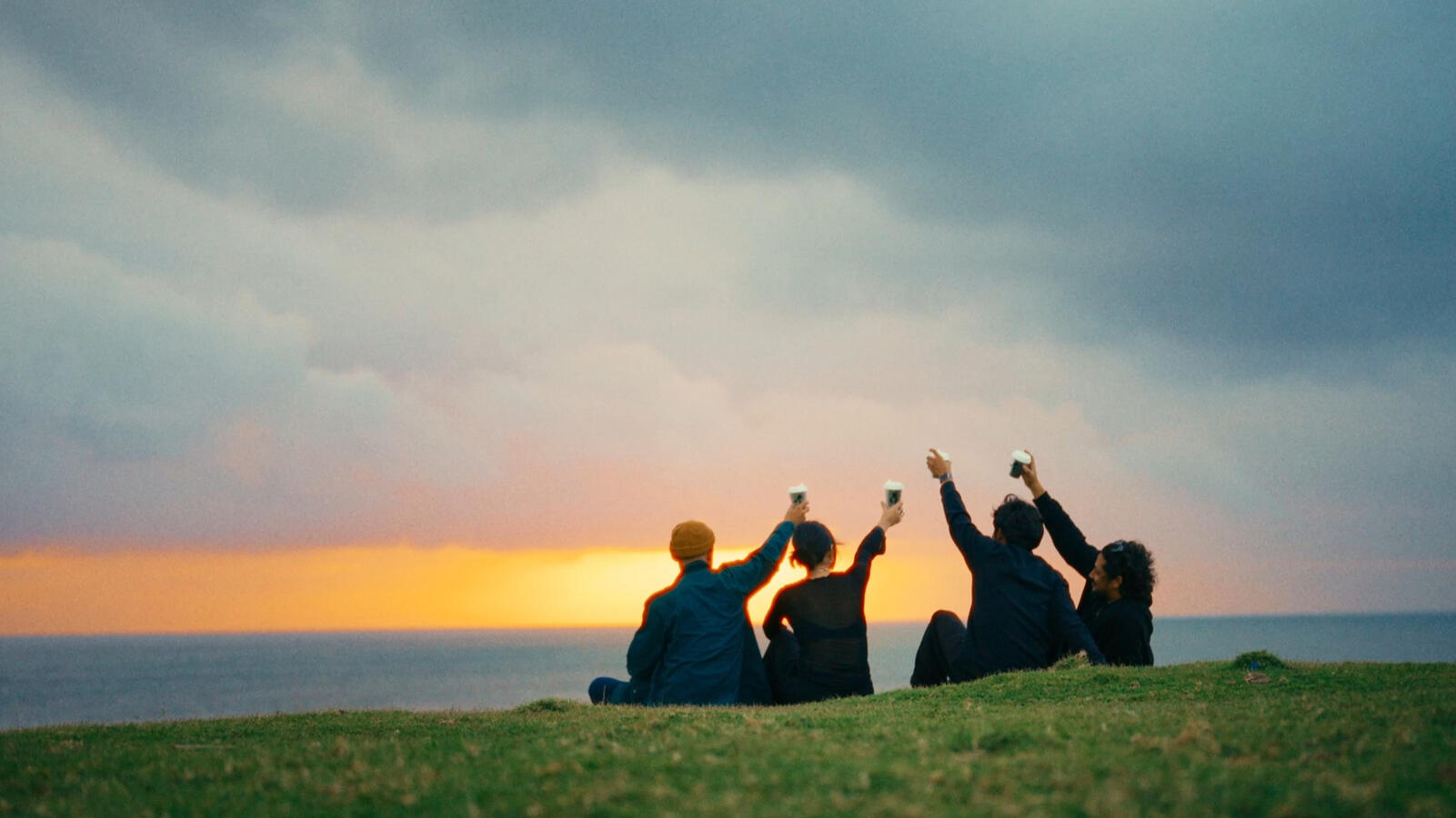 Every cup has a rhythm (2025) Indonesia Client: 32do Bali Music: Chrome Cosmic Sound Designer: Garren Hayes